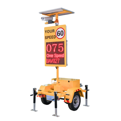 CE Certification Portable Lpr Radar Speed Sign Trailer IP54 Red And Green