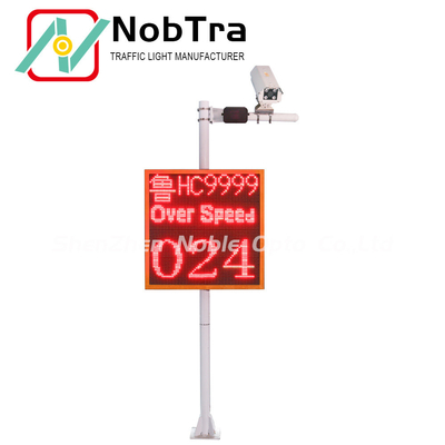 Solar Millimeter Wave Radar Lpr Detect Speed IP54 Sign 6500 Nits Red And Green