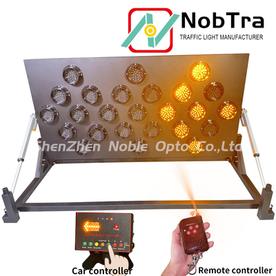 LED Arrow Board With 500 Meter Visibility Solar Powered For Emergency Roadside Assistance