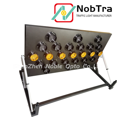Amber Green Red Iron Safety Bright LED Arrow Board For Solar/Battery Trailer Mount
