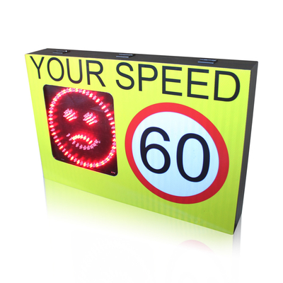 Customizable Solar Powered Radar Speed Signs LED Color Red And Green Remote Connectivity Though The PC Software With A 4G Router